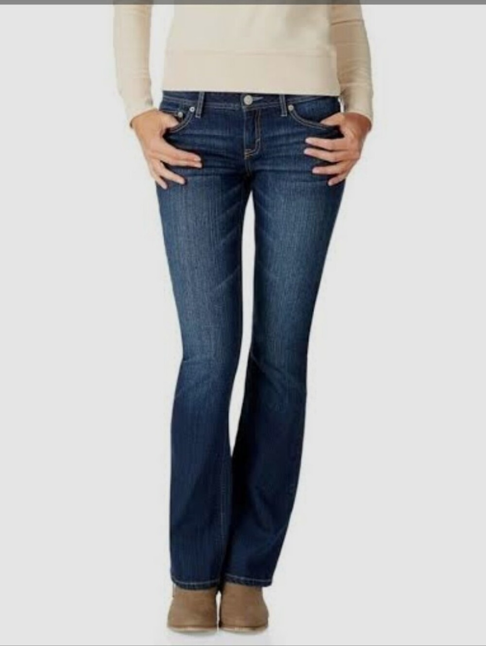 Aeropostale Women's  Blue Chelsa Boot Jeans